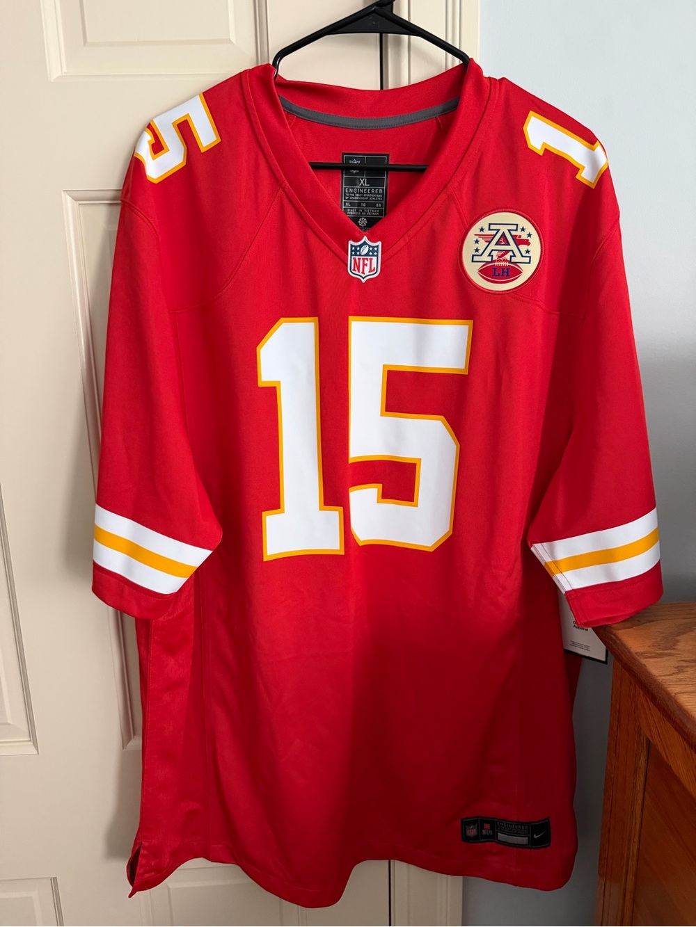 NWT Nike Patrick Mahomes Football Jersey - Chiefs Style